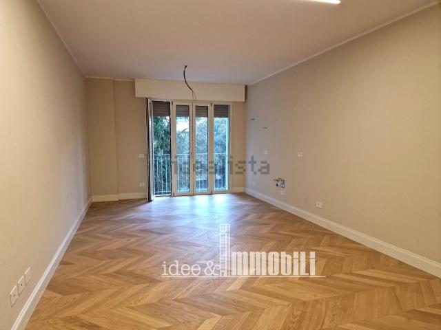 Appartamento in vendita di 90 m² in Viale Repubblica, 38