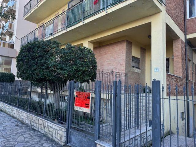 Appartamento in vendita di 90 m² in Viale Rinascimento, 37
