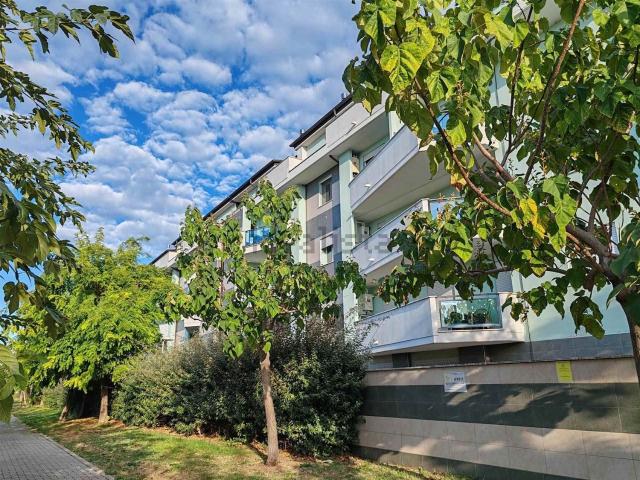 Appartamento in vendita di 90 m² in Viale Torre Costiera, 8