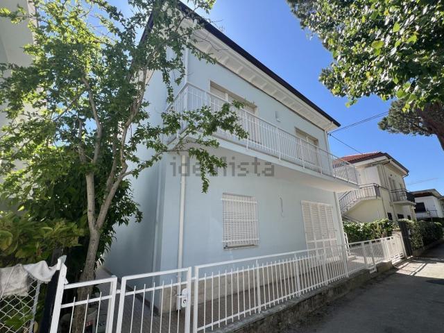 Appartamento in vendita di 90 m² in Viale U. Bassi