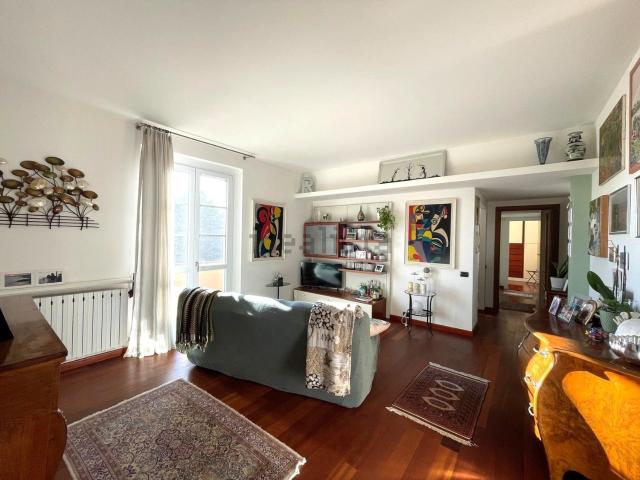 Appartamento in vendita di 90 m² in Viale Ungaretti, 12