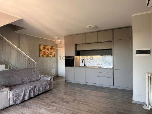 Appartamento in vendita di 90 m² in Via Giordano Bruno