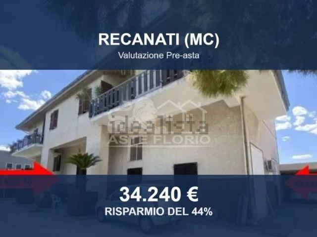 Appartamento in vendita di 91 m² in Contrada Chiarino