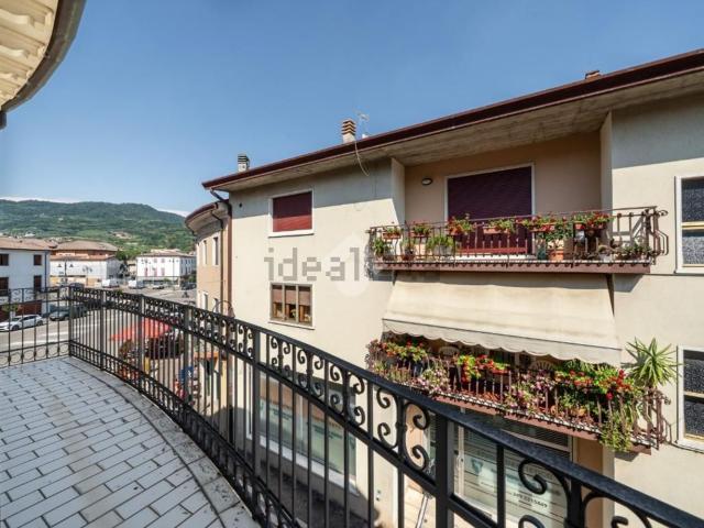 Appartamento in vendita di 91 m² in Piazza Umberto I, 1