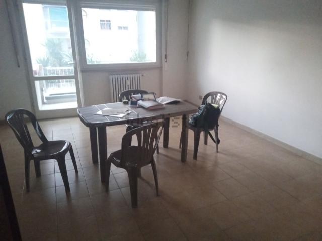 Appartamento in vendita di 91 m² in Via Villa Glori