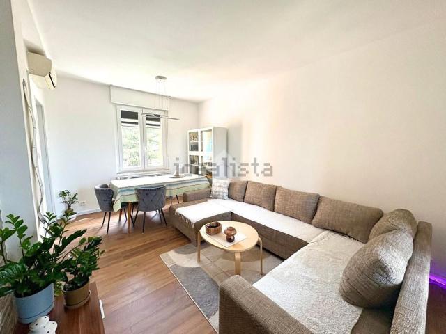 Appartamento in vendita di 91 m² in Via Angelo Cattaruzza