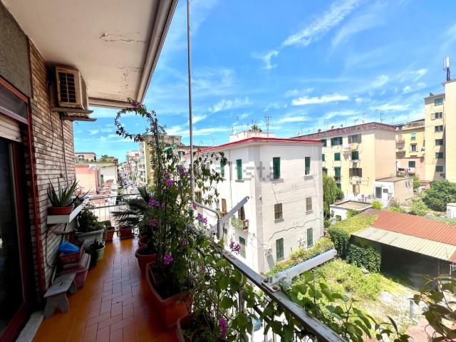 Appartamento in vendita di 91 m² in Via Ascanio