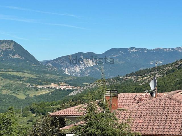 Appartamento in vendita di 91 m² in Via Aurici, 2