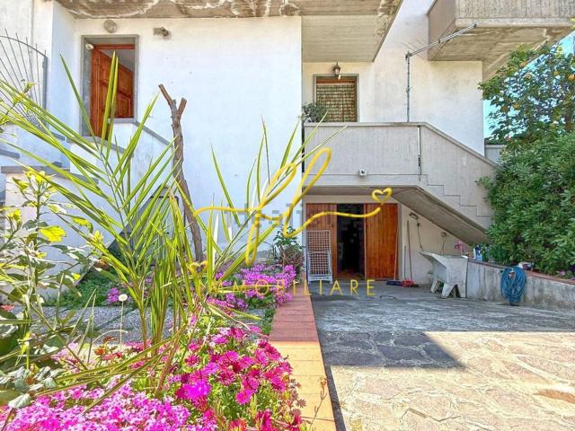 Appartamento in vendita di 91 m² in Via C. Ginori, 55