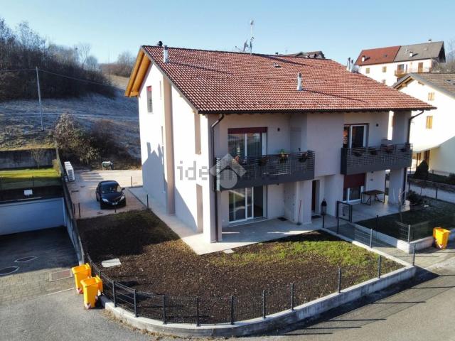 Appartamento in vendita di 91 m² in Via Campo Basso, 35
