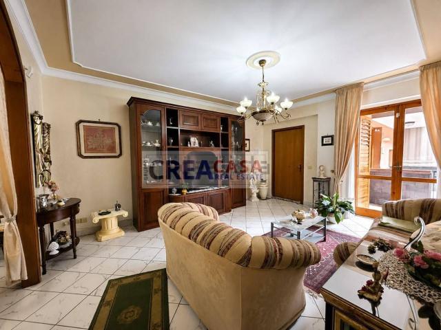 Appartamento in vendita di 91 m² in Via Calatabiano Pasteria, 35