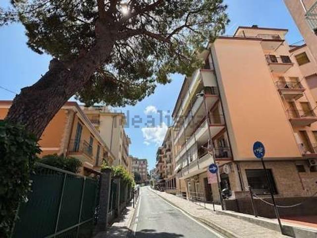 Appartamento in vendita di 91 m² in Via Carlin, 32