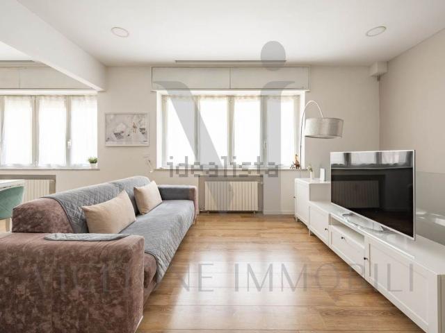 Appartamento in vendita di 91 m² in Via Carlo de Cristoforis, 12