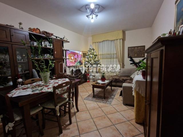 Appartamento in vendita di 91 m² in Via Corassori
