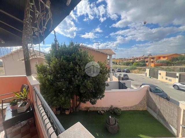 Appartamento in vendita di 91 m² in Via degli Ulivi, 41
