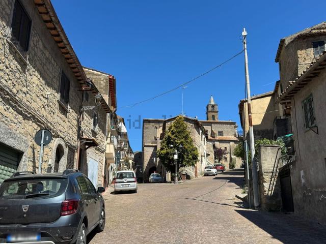 Appartamento in vendita di 91 m² in Via delle Capannelle, 36