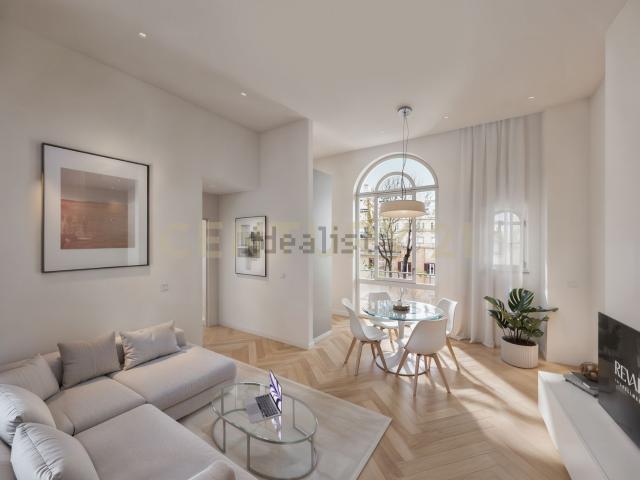 Appartamento in vendita di 91 m² in Via delle Quattro Fontane, 109