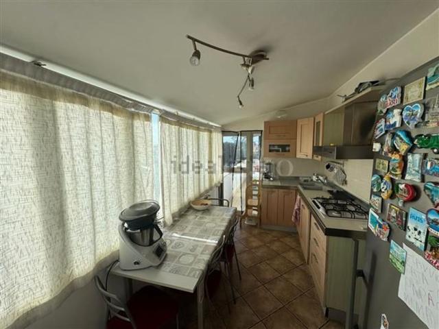 Appartamento in vendita di 91 m² in Via Foscolo Montini