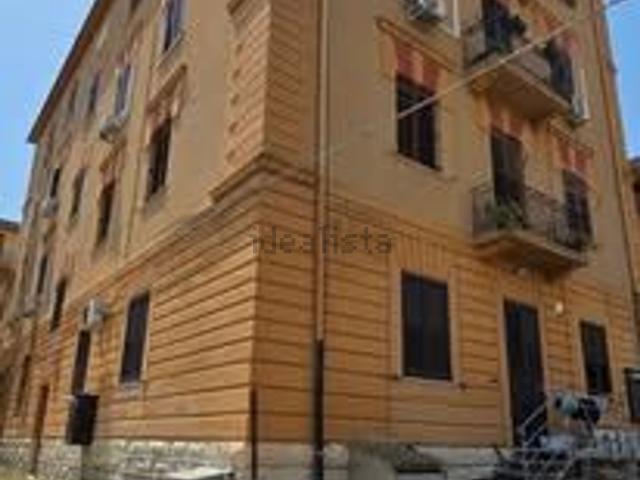 Appartamento in vendita di 91 m² in Via Gaetano de pasquali, 54