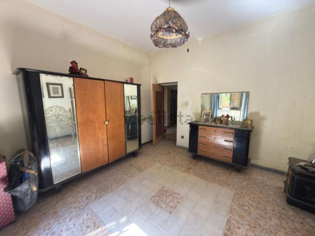 Appartamento in vendita di 91 m² in Via Giovanni Silvestri