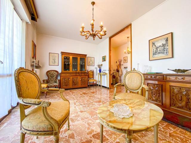 Appartamento in vendita di 91 m² in Via Giulio Monteverde, 4