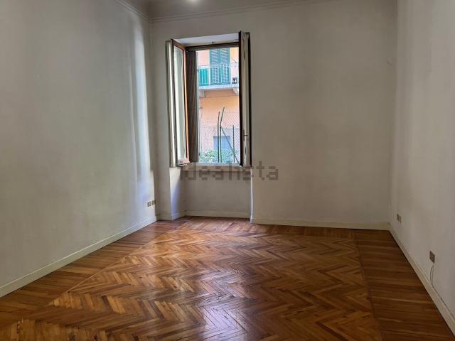 Appartamento in vendita di 91 m² in Via Giuseppe Compagnoni, 41