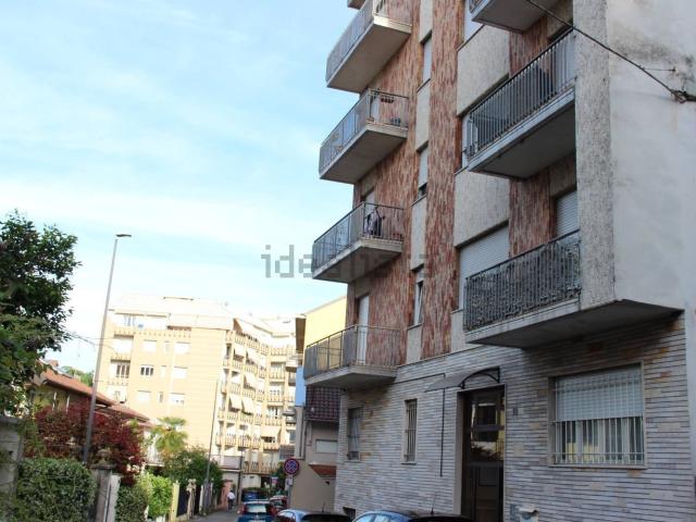 Appartamento in vendita di 91 m² in Via Giuseppe Parini, 10
