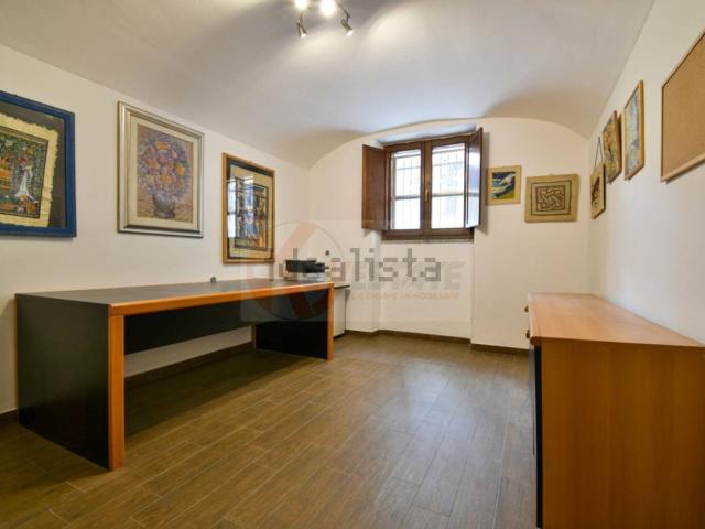 Appartamento in vendita di 91 m² in Via Maurizio Zanfarino, 37