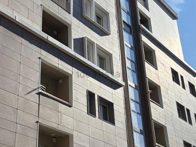 Appartamento in vendita di 91 m² in Via Melchiorre Delfico, 24