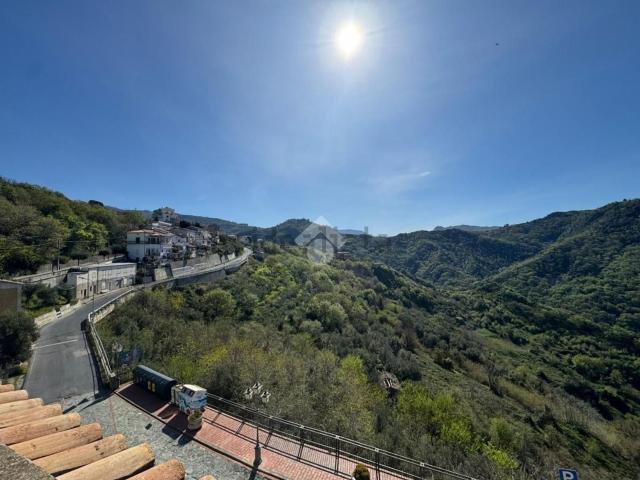 Appartamento in vendita di 91 m² in Via Michele Bianchi, 10