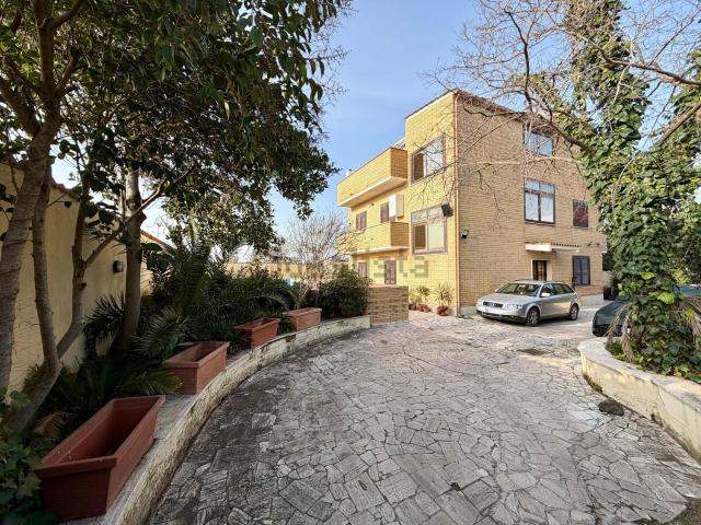 Appartamento in vendita di 91 m² in Via Monfalcone, 16