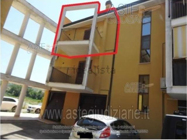 Appartamento in vendita di 91 m² in Via Nicola Bobadilla, 7