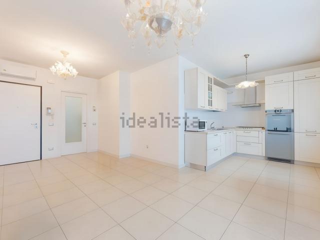 Appartamento in vendita di 91 m² in Via Pio X, 6