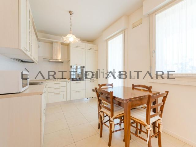 Appartamento in vendita di 91 m² in Via Pio X, 6