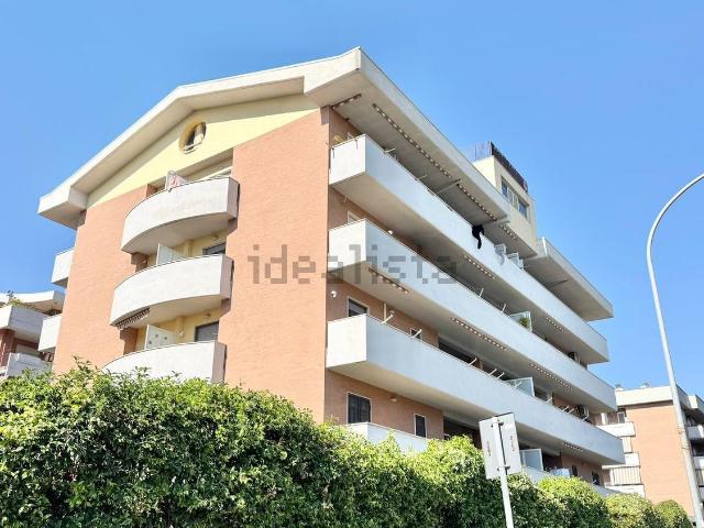 Appartamento in vendita di 91 m² in Via Piero Corti, 51
