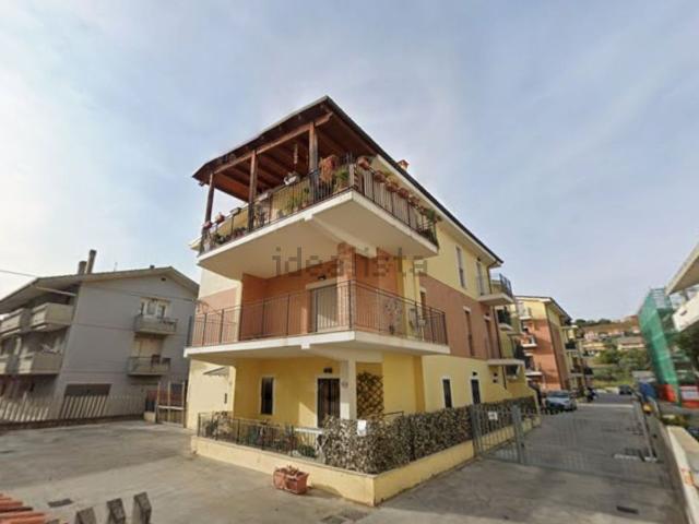 Appartamento in vendita di 91 m² in Via Roma