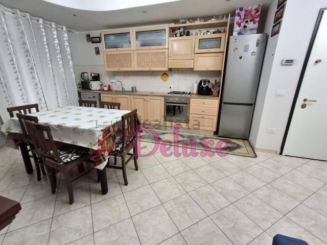 Appartamento in vendita di 91 m² in Via Romolo Murri