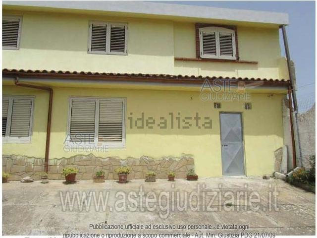 Appartamento in vendita di 91 m² in Via Santa Chiara, 21