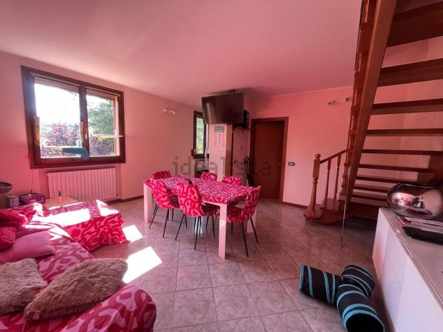 Appartamento in vendita di 91 m² in Via San Pietro, 7