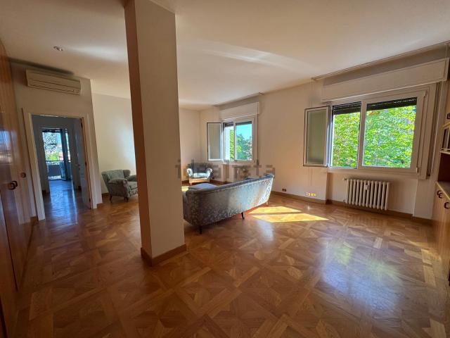 Appartamento in vendita di 91 m² in Via Saragozza
