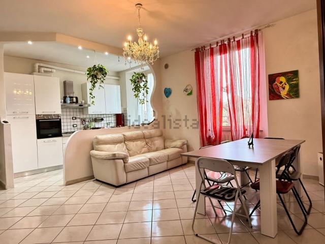 Appartamento in vendita di 91 m² in Via Senese Nord