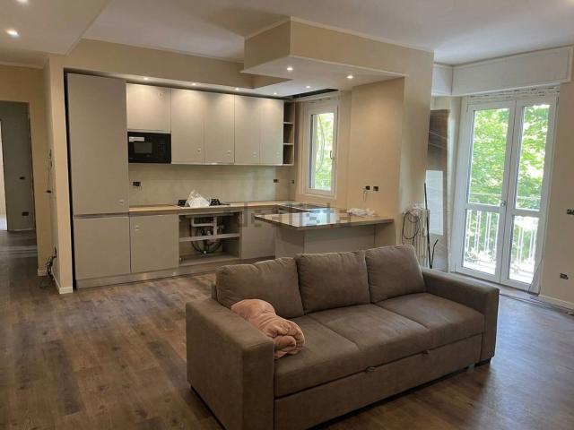 Appartamento in vendita di 91 m² in Viale Boccaccio, 83