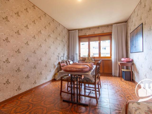 Appartamento in vendita di 92 m² in Corso Sebastopoli, 310
