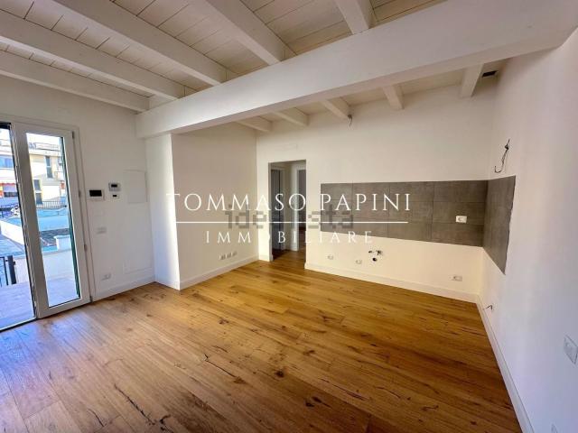 Appartamento in vendita di 92 m² in Piazza Giacomo Matteotti, 35