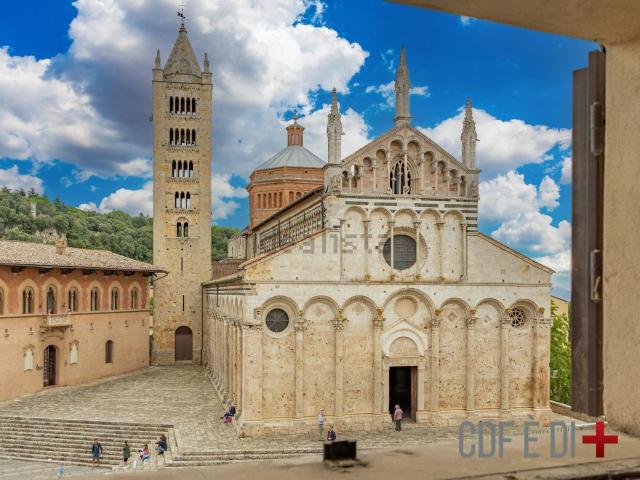 Appartamento in vendita di 92 m² in Piazza Giuseppe Garibaldi, 5