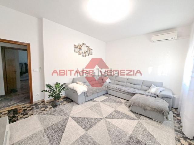 Appartamento in vendita di 92 m² in Strada della Marina, 51