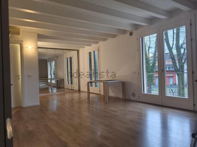 Appartamento in vendita di 92 m² in Strada di Canizzano, 56