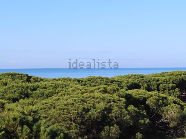 Appartamento in vendita di 92 m² in Strada Provinciale Porto Clementino, 46