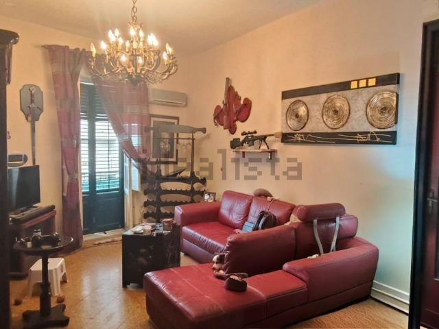 Appartamento in vendita di 92 m² in Vicolo L. di Bartolomeo, 9