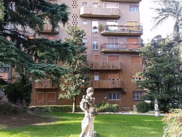 Appartamento in vendita di 92 m² in Via Val di Sole, 11